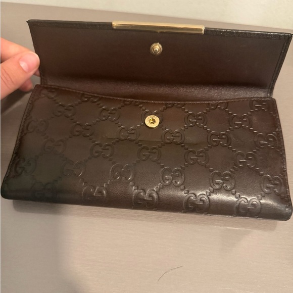 Gucci Dark Brown Embossed Leather Wallet - Picture 5 of 10